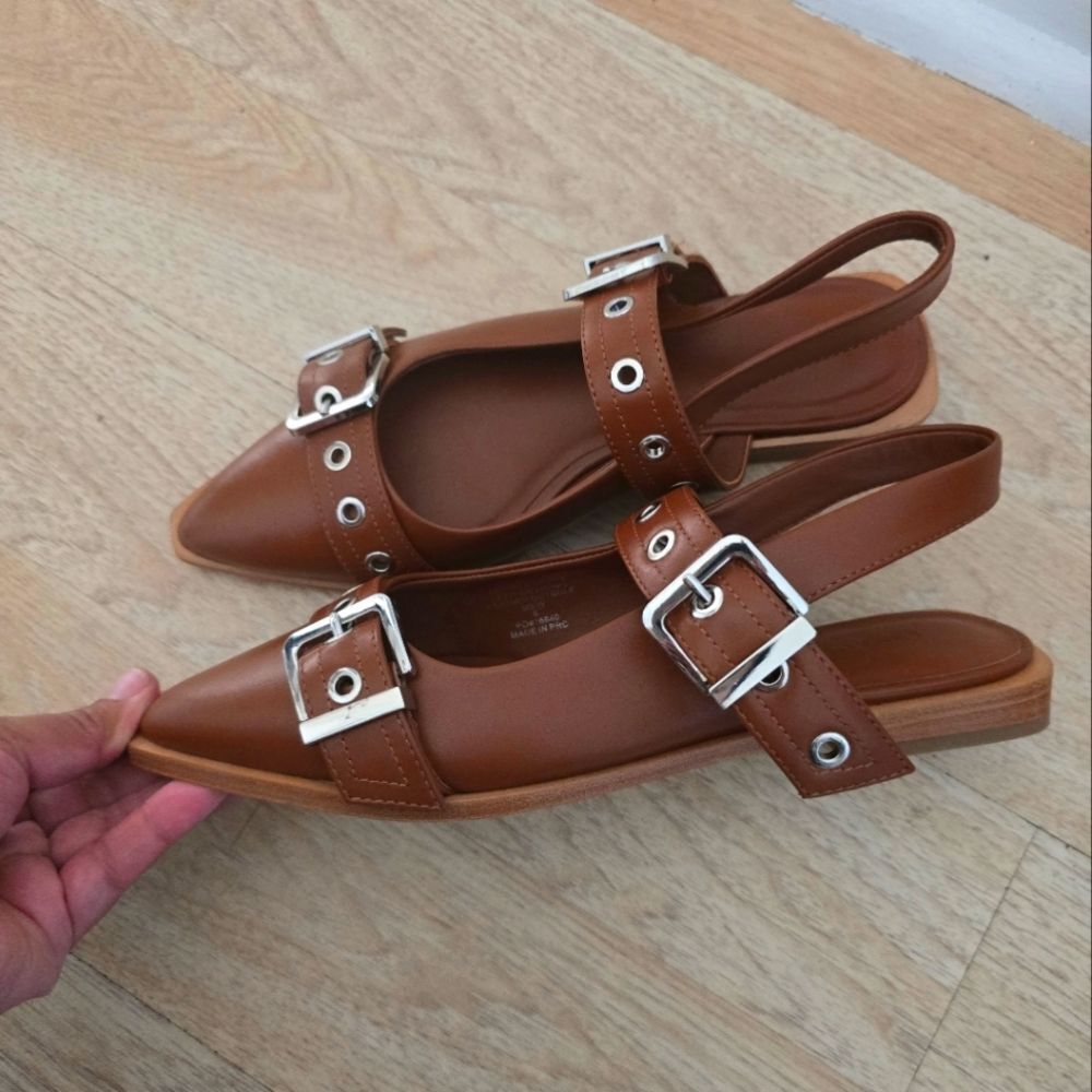 Quince Italian Leather Bold Buckle Slingback Flat Size 8 - Picture 1 of 12